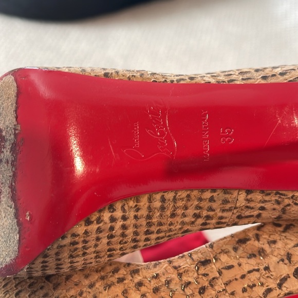 Christian Louboutin Size 35 “New Very Prive” Pumps - Picture 12 of 12